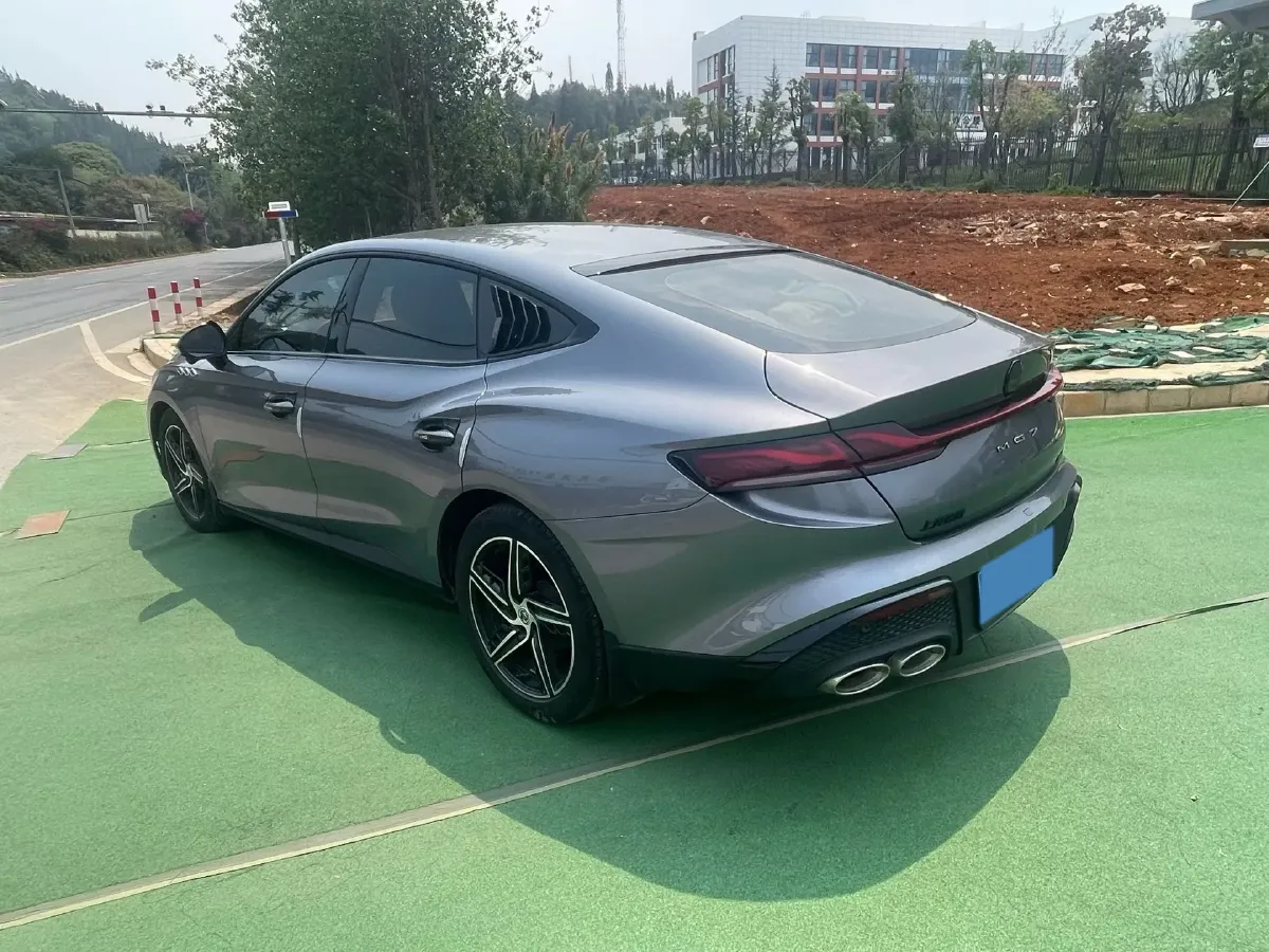 2023 MG 7 1.5T 188HP L4 7DCT,autocango,china used car exporter,china ev exporter,chinese used car exporter,chinese used ev exporter