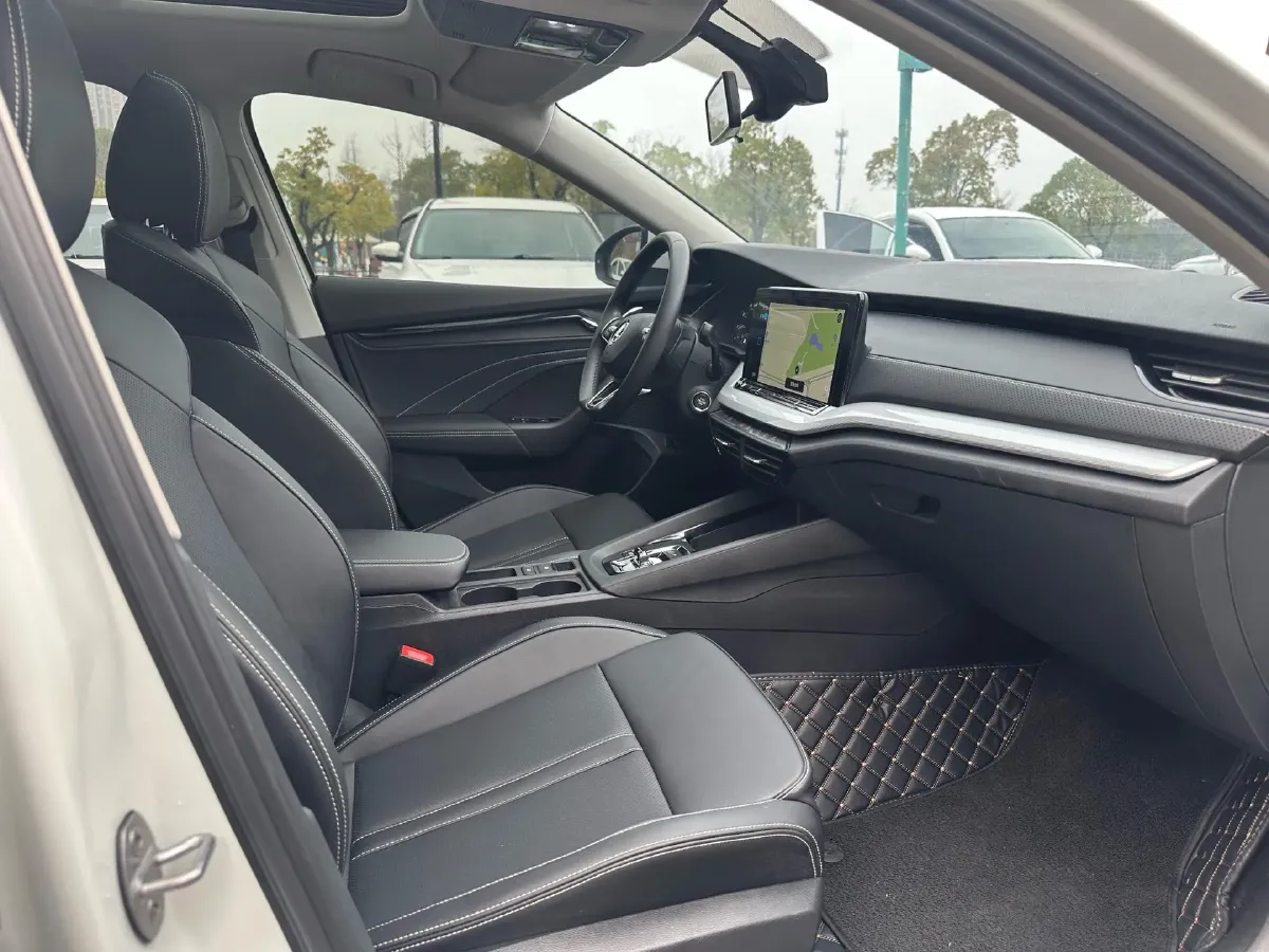 2023 Skoda Octavia 1.4T 150HP L4 7DCT,autocango,china used car exporter,china ev exporter,chinese used car exporter,chinese used ev exporter