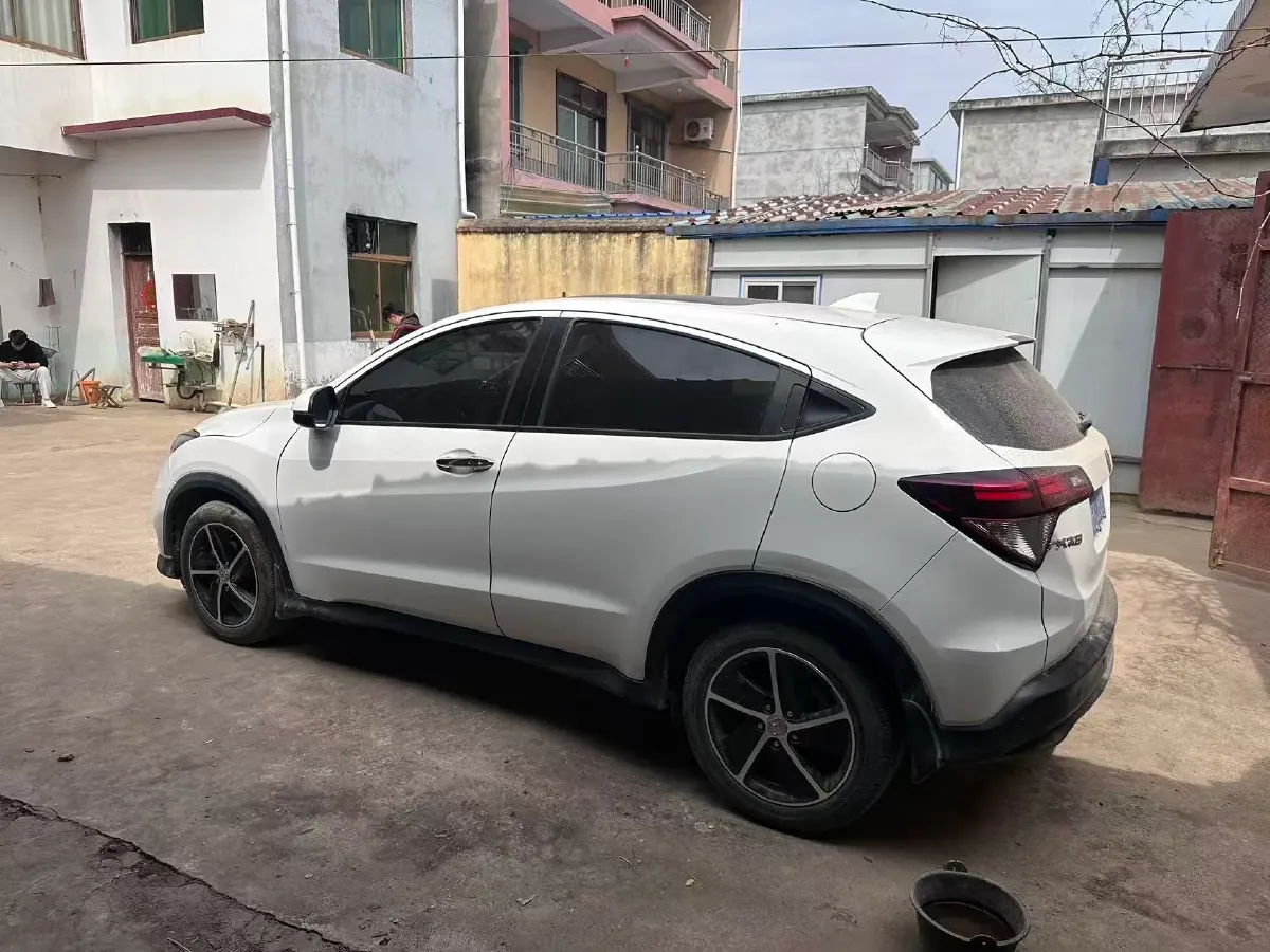 2020 Honda Vezel 1.5L 131HP L4 CVT,autocango,china used car exporter,china ev exporter,chinese used car exporter,chinese used ev exporter