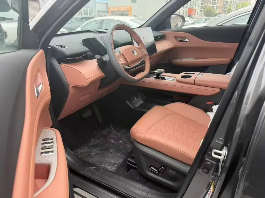 2025 ChangAn UNI-Z 1.5L 98HP L4 E-CVT PHEV,autocango,china used car exporter,china ev exporter,chinese used car exporter,chinese used ev exporter