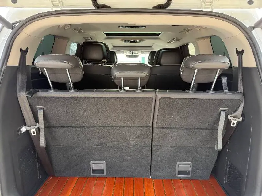 2021 Roewe iMAX8 2.0T 234HP L4 8AT,autocango,china used car exporter,china ev exporter,chinese used car exporter,chinese used ev exporter