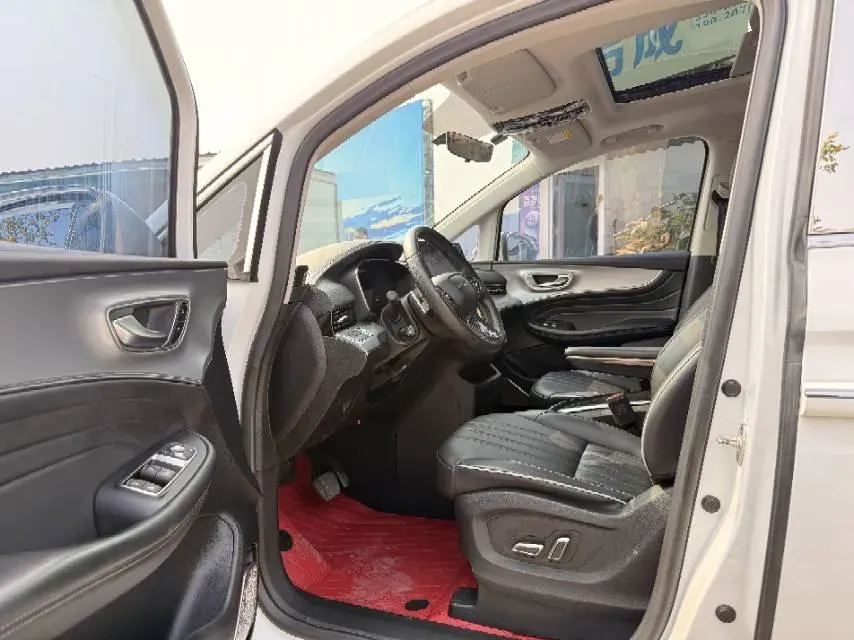 2021 Roewe iMAX8 2.0T 234HP L4 8AT,autocango,china used car exporter,china ev exporter,chinese used car exporter,chinese used ev exporter