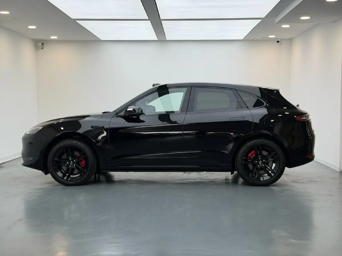 2025 AITO AITO M5 1.5T 152HP L4 REEV 42KWH,autocango,china used car exporter,china ev exporter,chinese used car exporter,chinese used ev exporter