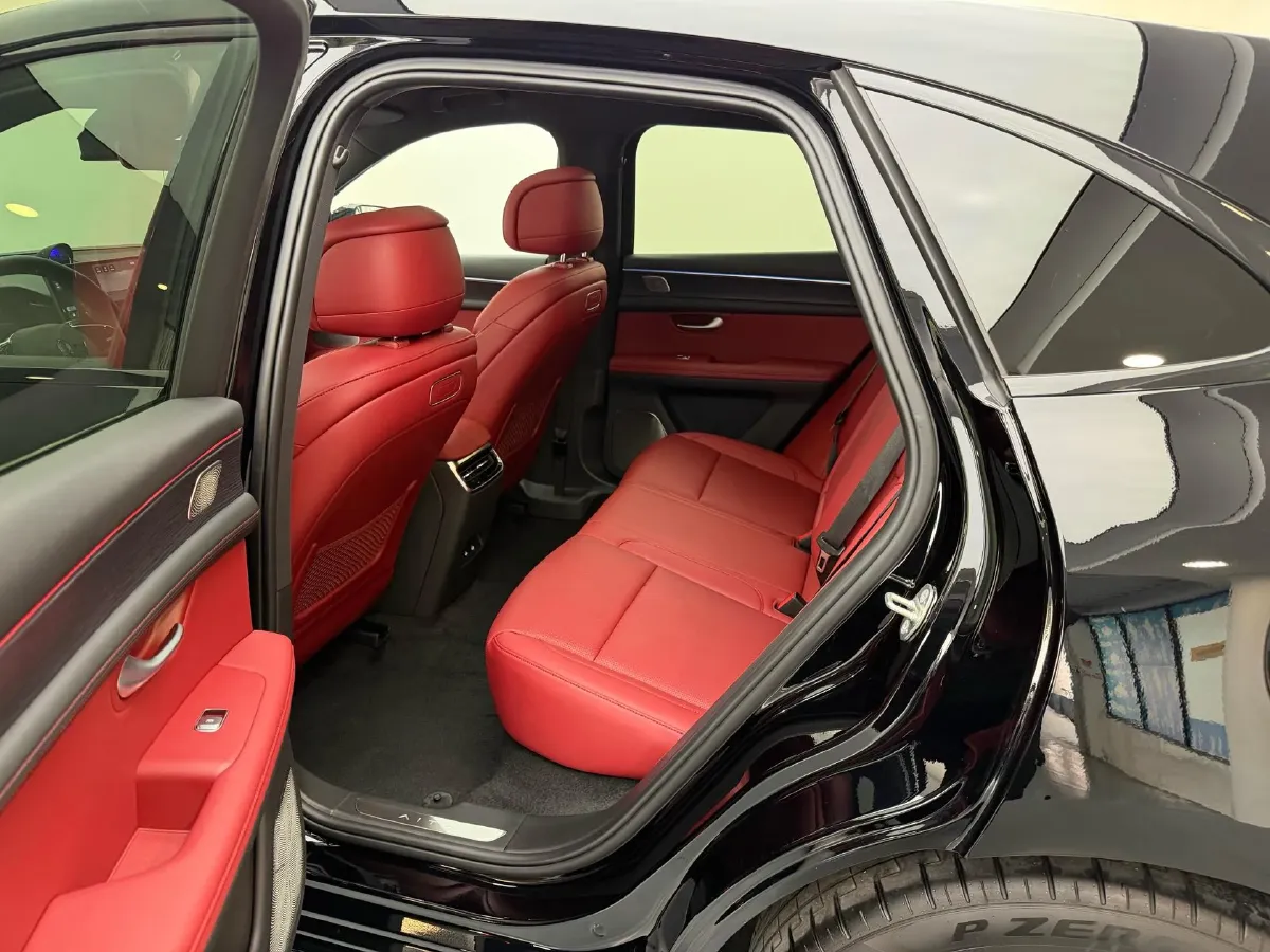 2025 AITO AITO M5 1.5T 152HP L4 REEV 42KWH,autocango,china used car exporter,china ev exporter,chinese used car exporter,chinese used ev exporter