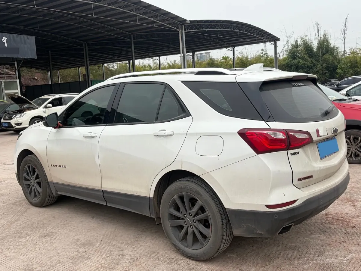 2019 Chevrolet Equinox 2.0T 260HP L4 9AT,autocango,china used car exporter,china ev exporter,chinese used car exporter,chinese used ev exporter
