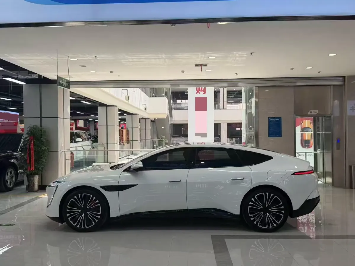 2026 Avatr 12 BEV,autocango,china used car exporter,china ev exporter,chinese used car exporter,chinese used ev exporter