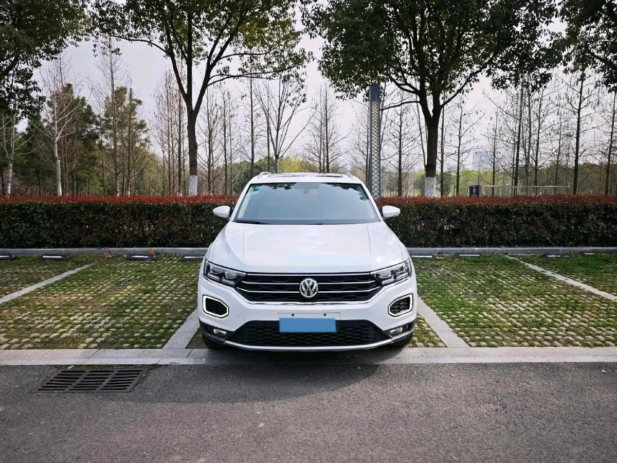 2019 Volkswagen T-Roc 1.4T 150HP L4 7DCT,autocango,china used car exporter,china ev exporter,chinese used car exporter,chinese used ev exporter