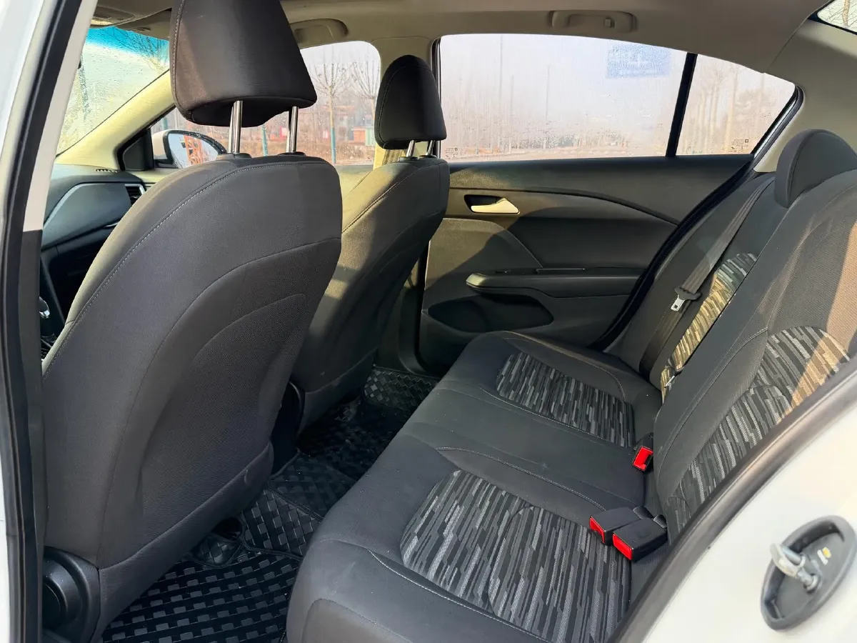 2019 Chevrolet Cavalier 1.5L 113HP L4 6AT,autocango,china used car exporter,china ev exporter,chinese used car exporter,chinese used ev exporter