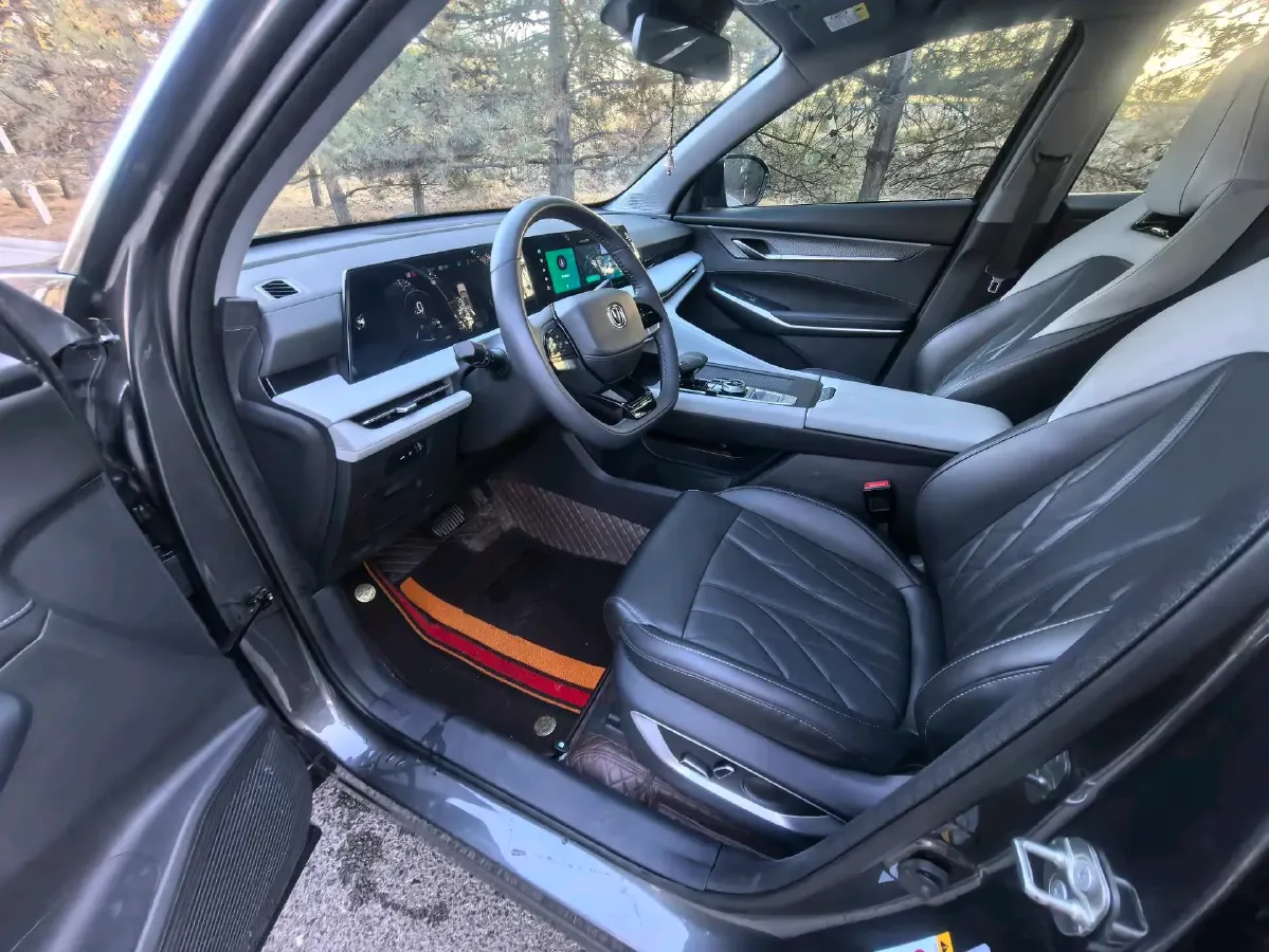 2024 ChangAn CS75 Plus 1.5T 188HP L4 8AT,autocango,china used car exporter,china ev exporter,chinese used car exporter,chinese used ev exporter