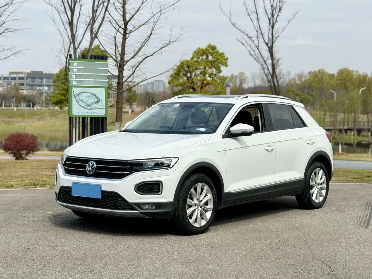 2020 Volkswagen T-Roc 1.4T 131HP L4 7DCT,autocango,china used car exporter,china ev exporter,chinese used car exporter,chinese used ev exporter