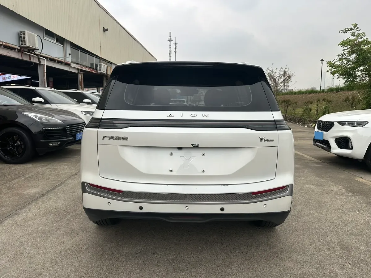 2023 GAC Trumpchi GS4 1.5T 177HP L4 6AT,autocango,china used car exporter,china ev exporter,chinese used car exporter,chinese used ev exporter