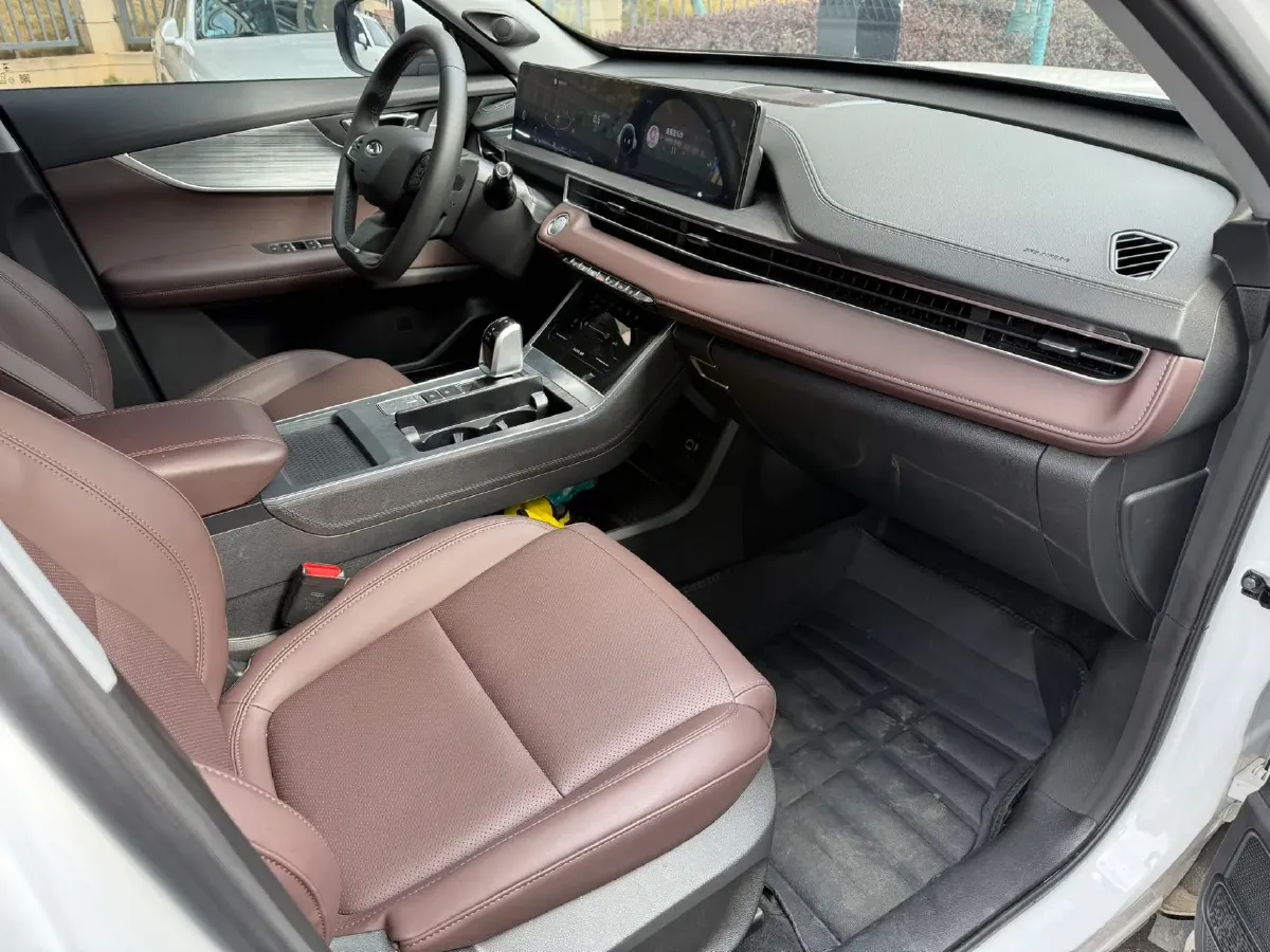 2025 Chery Tiggo 7 1.5T 156HP L4 CVT,autocango,china used car exporter,china ev exporter,chinese used car exporter,chinese used ev exporter