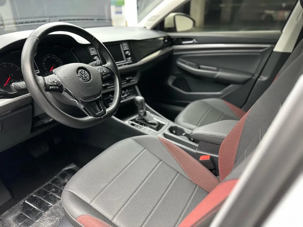 2020 Volkswagen Bora 1.5L 113HP L4 6AT,autocango,china used car exporter,china ev exporter,chinese used car exporter,chinese used ev exporter