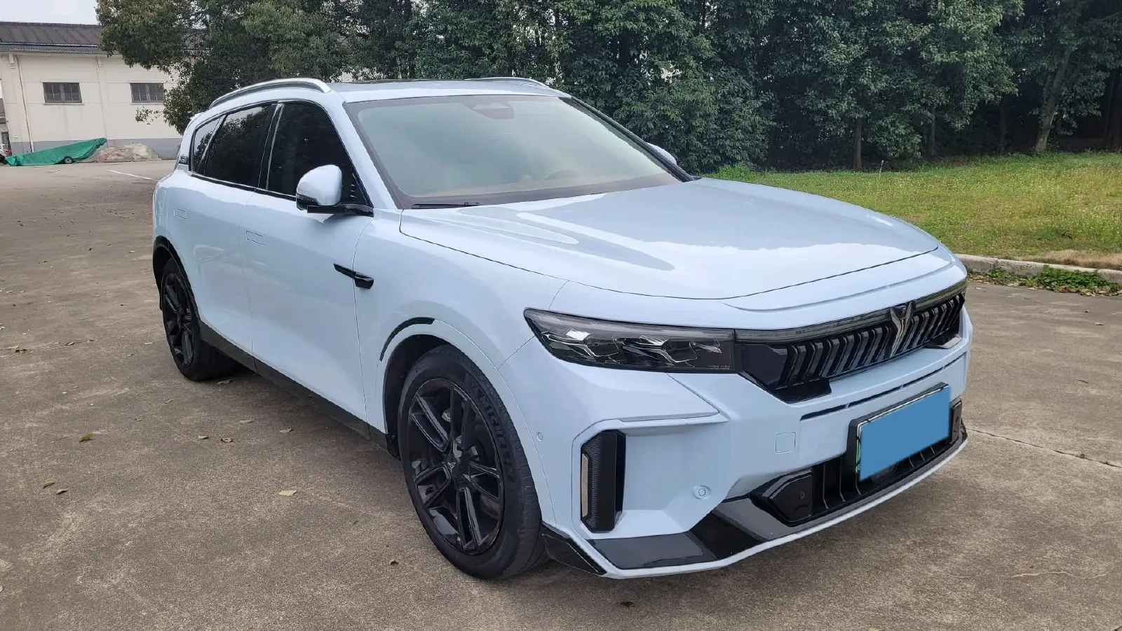 2024 Voyah FREE 1.5T 150HP L4 REEV 39.2KWH,autocango,china used car exporter,china ev exporter,chinese used car exporter,chinese used ev exporter