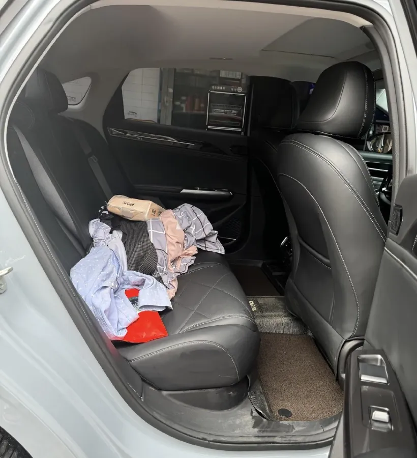 2024 Geely Galaxy L6 1.5T 163HP L4 3DHT PHEV,autocango,china used car exporter,china ev exporter,chinese used car exporter,chinese used ev exporter