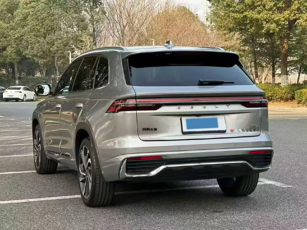 2021 Geely Monjaro 2.0T 218HP L4 7DCT,autocango,china used car exporter,china ev exporter,chinese used car exporter,chinese used ev exporter