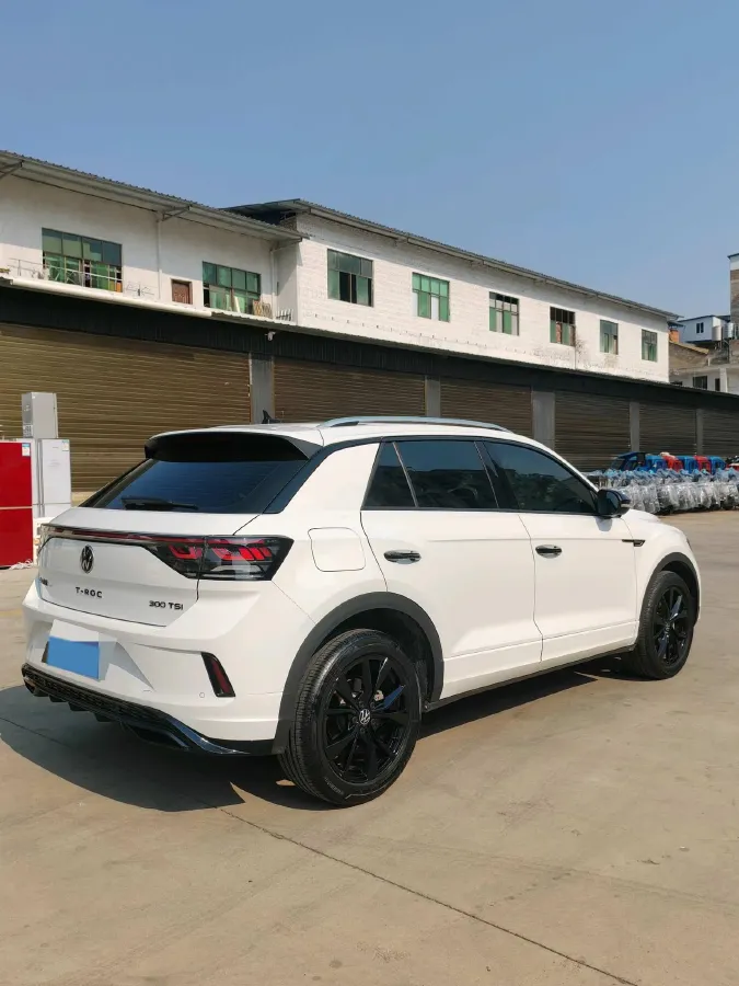 2023 Volkswagen T-Roc 1.5T 160HP L4 7DCT,autocango,china used car exporter,china ev exporter,chinese used car exporter,chinese used ev exporter