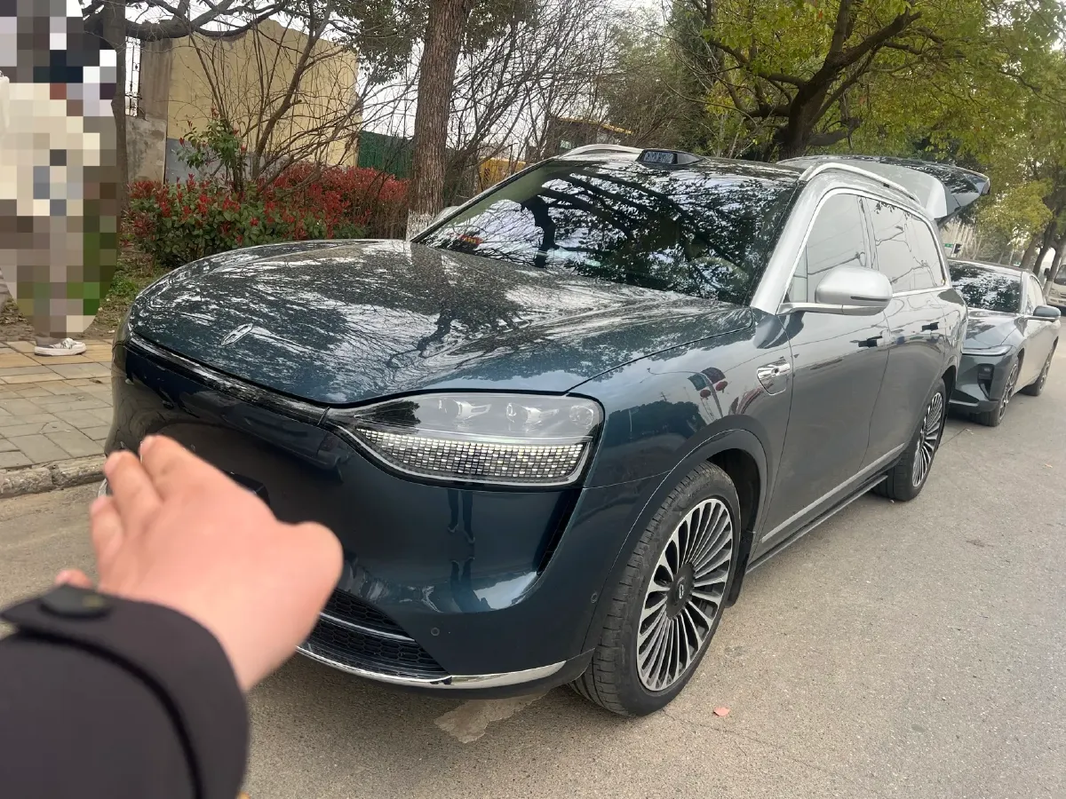 2024 AITO AITO M9 1.5T 152HP L4 REEV 42KWH,autocango,china used car exporter,china ev exporter,chinese used car exporter,chinese used ev exporter