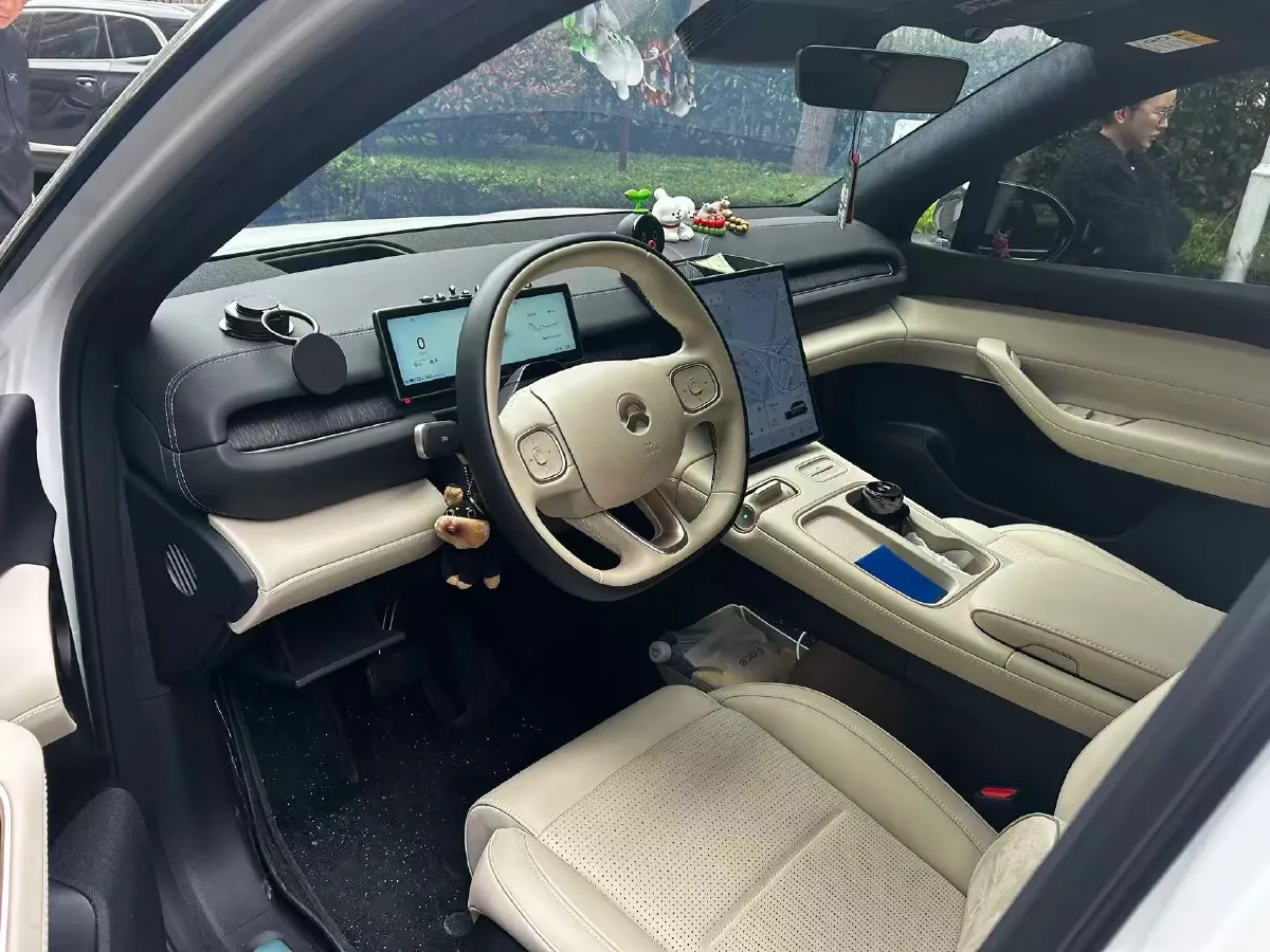 2024 NIO ES6 BEV 75KWH,autocango,china used car exporter,china ev exporter,chinese used car exporter,chinese used ev exporter