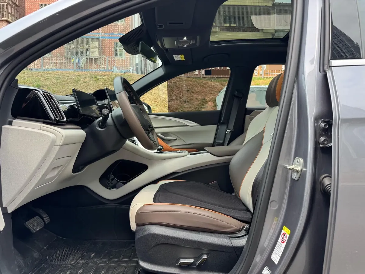 2022 Ruichi Auto EC31 BEV 41.932KWH,autocango,china used car exporter,china ev exporter,chinese used car exporter,chinese used ev exporter