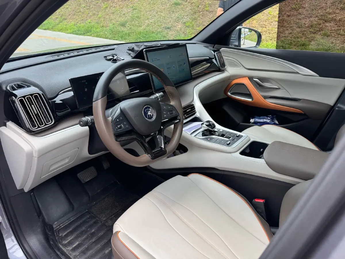 2022 Ruichi Auto EC31 BEV 41.932KWH,autocango,china used car exporter,china ev exporter,chinese used car exporter,chinese used ev exporter