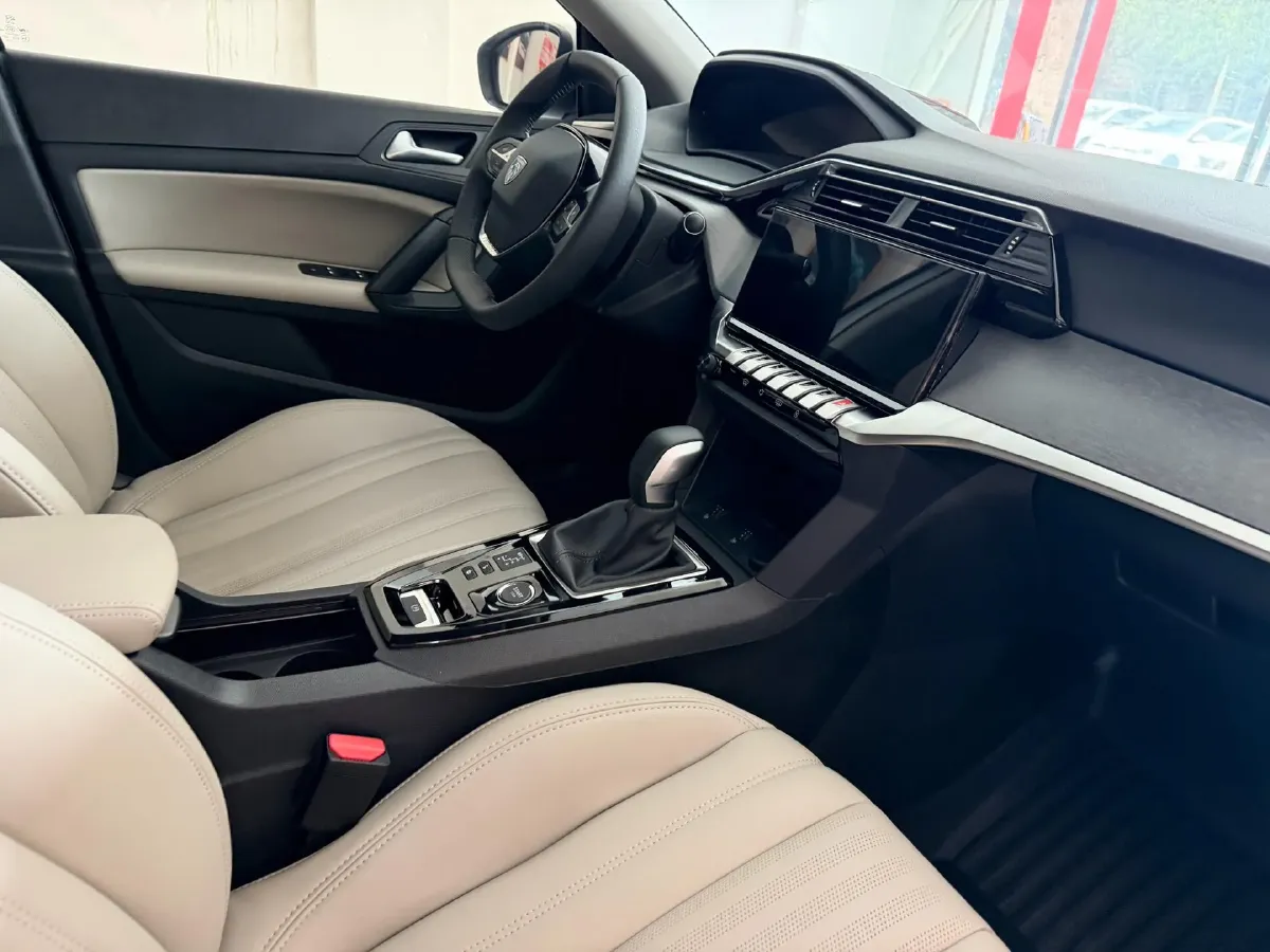 2024 Peugeot 408 1.5T 173HP L4 6AT,autocango,china used car exporter,china ev exporter,chinese used car exporter,chinese used ev exporter