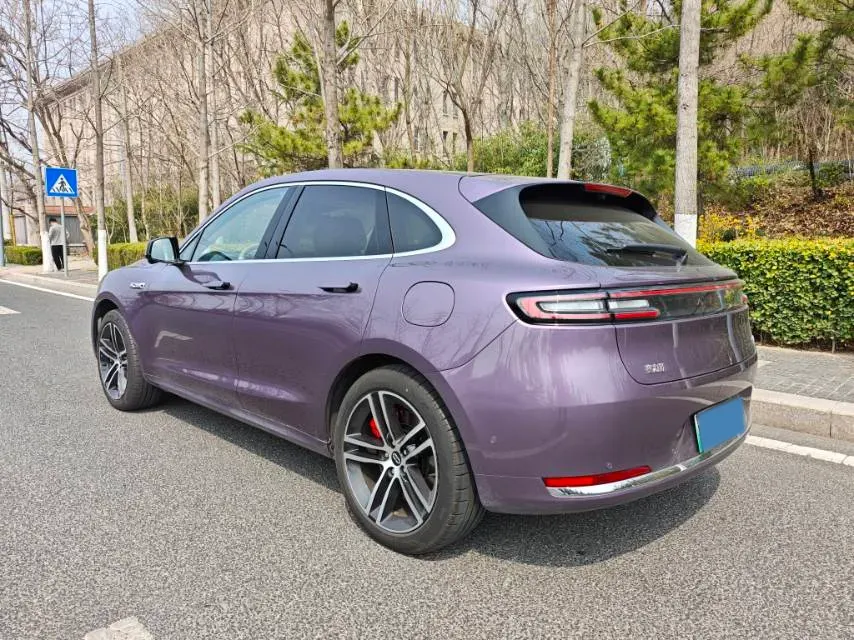 2025 AITO AITO M5 1.5T 152HP L4 REEV 42KWH,autocango,china used car exporter,china ev exporter,chinese used car exporter,chinese used ev exporter