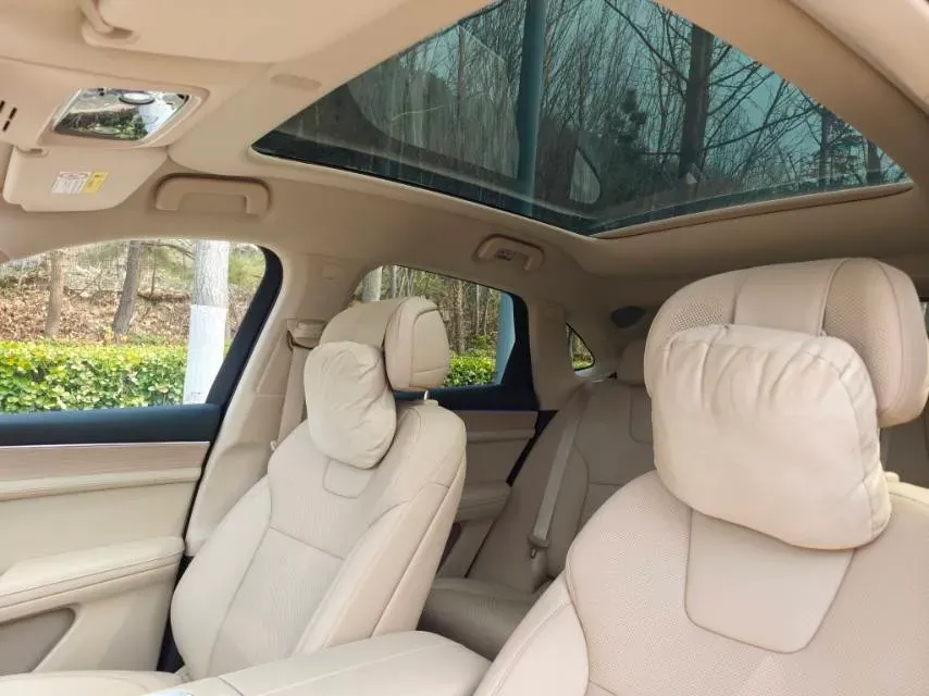 2025 AITO AITO M5 1.5T 152HP L4 REEV 42KWH,autocango,china used car exporter,china ev exporter,chinese used car exporter,chinese used ev exporter