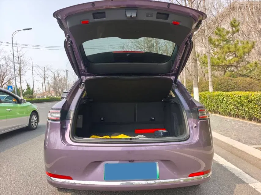 2025 AITO AITO M5 1.5T 152HP L4 REEV 42KWH,autocango,china used car exporter,china ev exporter,chinese used car exporter,chinese used ev exporter