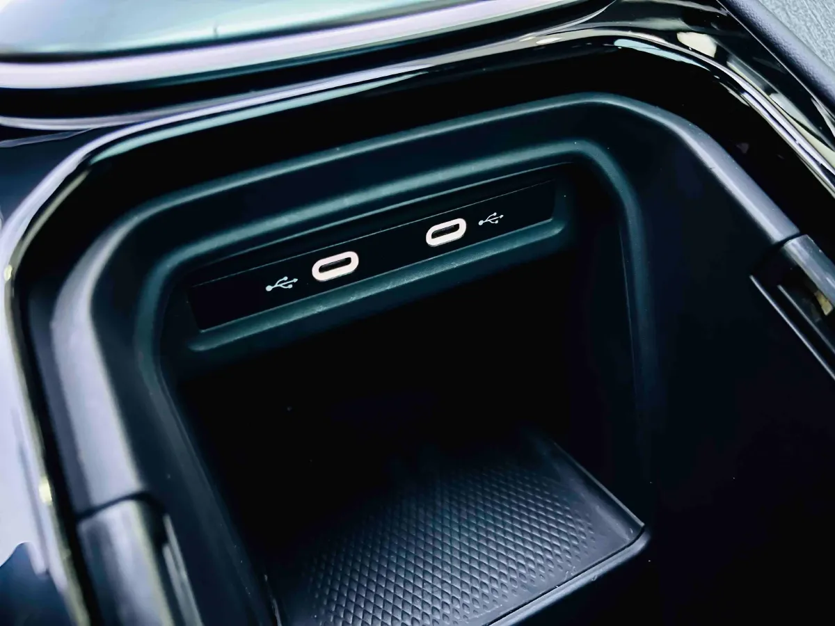 2024 Volkswagen ID.4 Crozz BEV 55.7KWH,autocango,china used car exporter,china ev exporter,chinese used car exporter,chinese used ev exporter