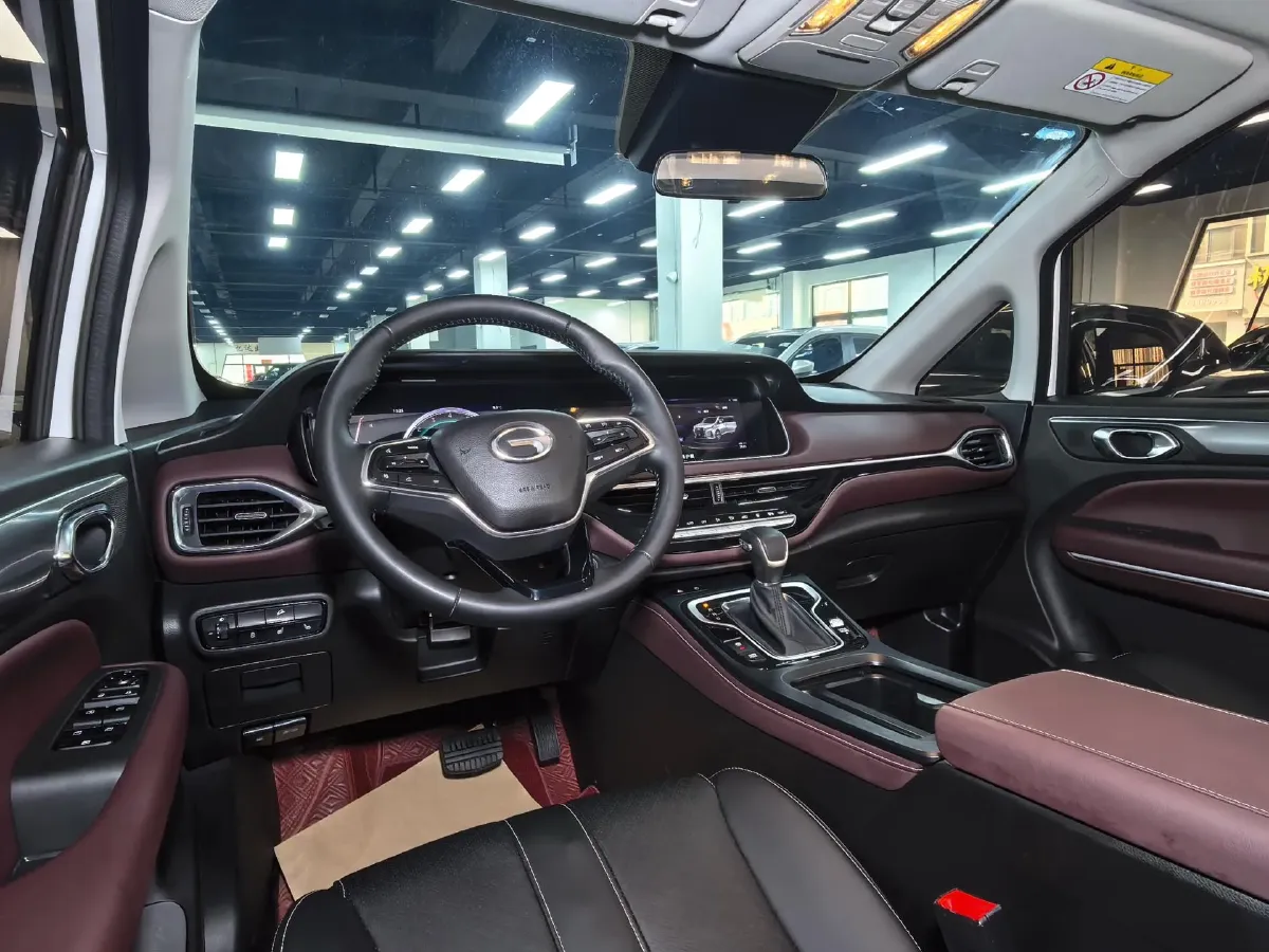 2021 GAC Trumpchi M6 1.5T 169HP L4 7DCT,autocango,china used car exporter,china ev exporter,chinese used car exporter,chinese used ev exporter