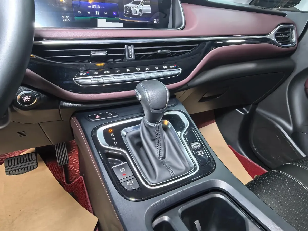 2021 GAC Trumpchi M6 1.5T 169HP L4 7DCT,autocango,china used car exporter,china ev exporter,chinese used car exporter,chinese used ev exporter