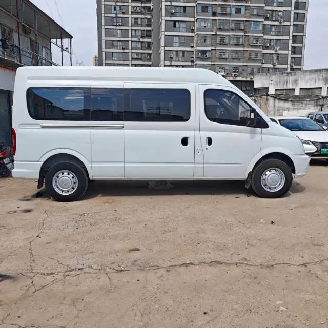 2021 MAXUS XinTu V80 2.0T 139HP L4 6MT,autocango,china used car exporter,china ev exporter,chinese used car exporter,chinese used ev exporter