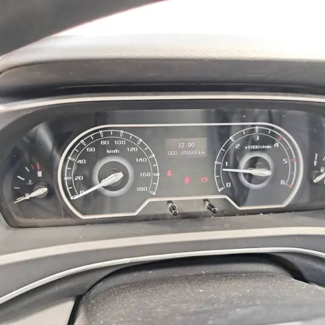 2021 MAXUS XinTu V80 2.0T 139HP L4 6MT,autocango,china used car exporter,china ev exporter,chinese used car exporter,chinese used ev exporter