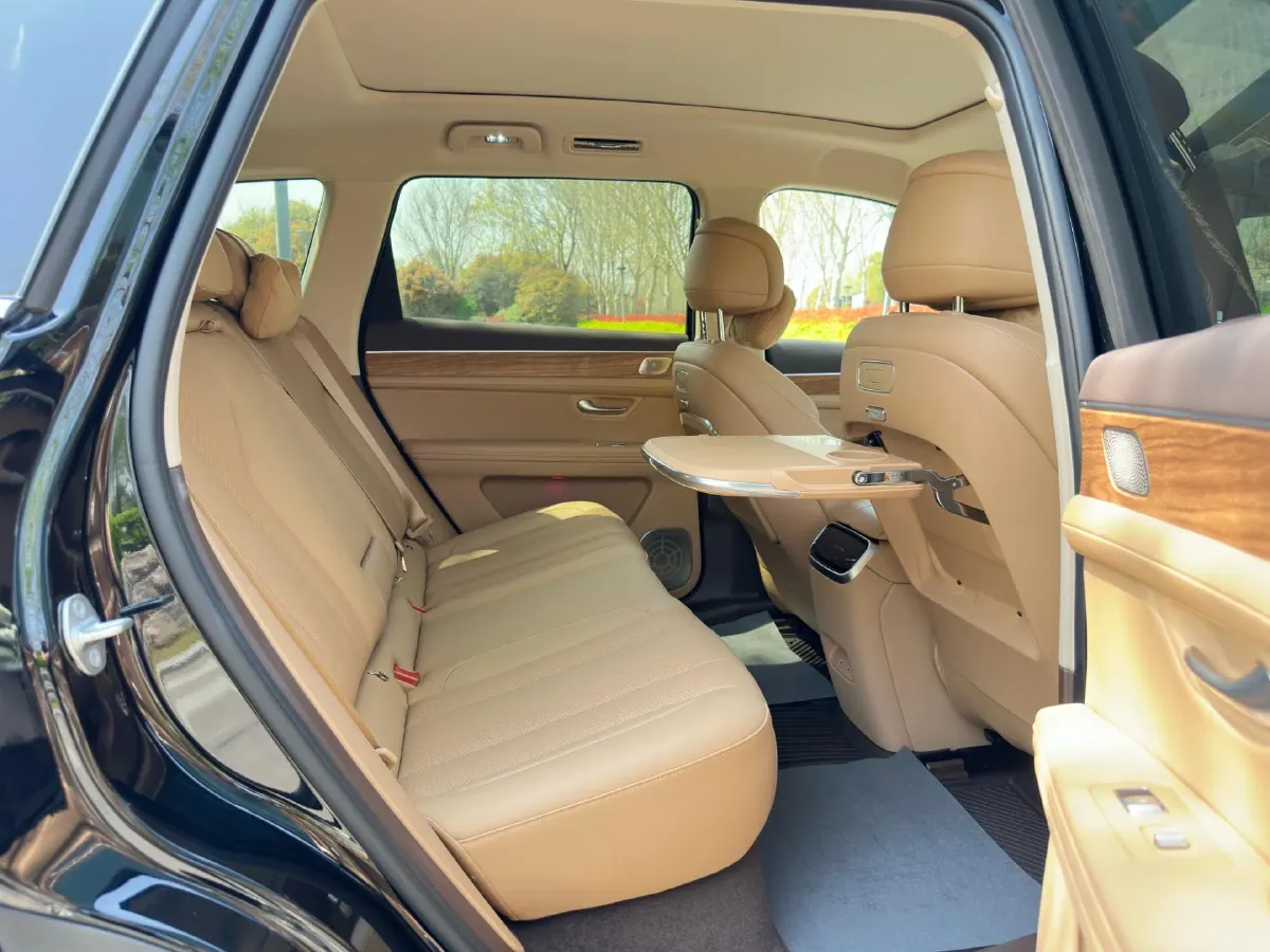 2024 AITO AITO M7 1.5T 152HP L4 REEV 38.5KWH,autocango,china used car exporter,china ev exporter,chinese used car exporter,chinese used ev exporter