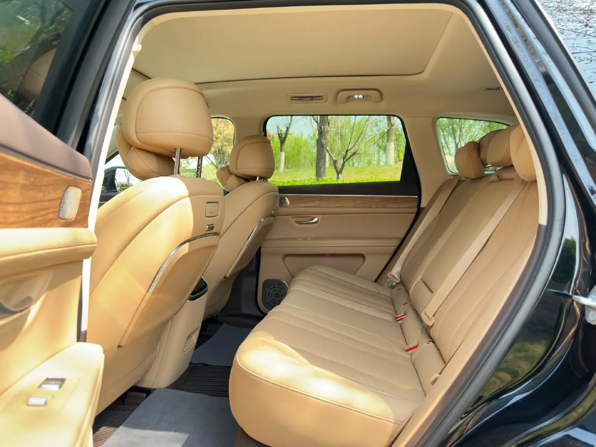 2024 AITO AITO M7 1.5T 152HP L4 REEV 38.5KWH,autocango,china used car exporter,china ev exporter,chinese used car exporter,chinese used ev exporter