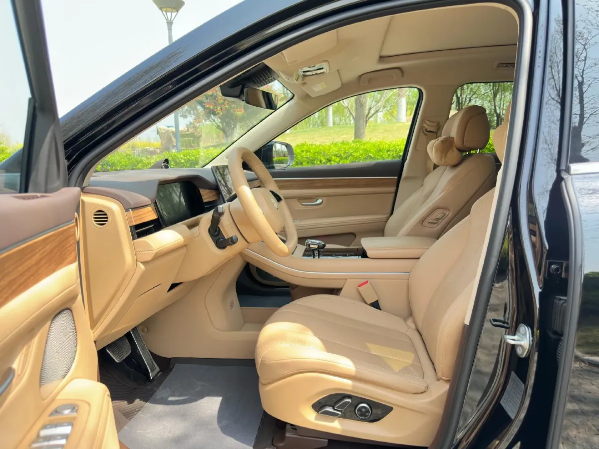 2024 AITO AITO M7 1.5T 152HP L4 REEV 38.5KWH,autocango,china used car exporter,china ev exporter,chinese used car exporter,chinese used ev exporter