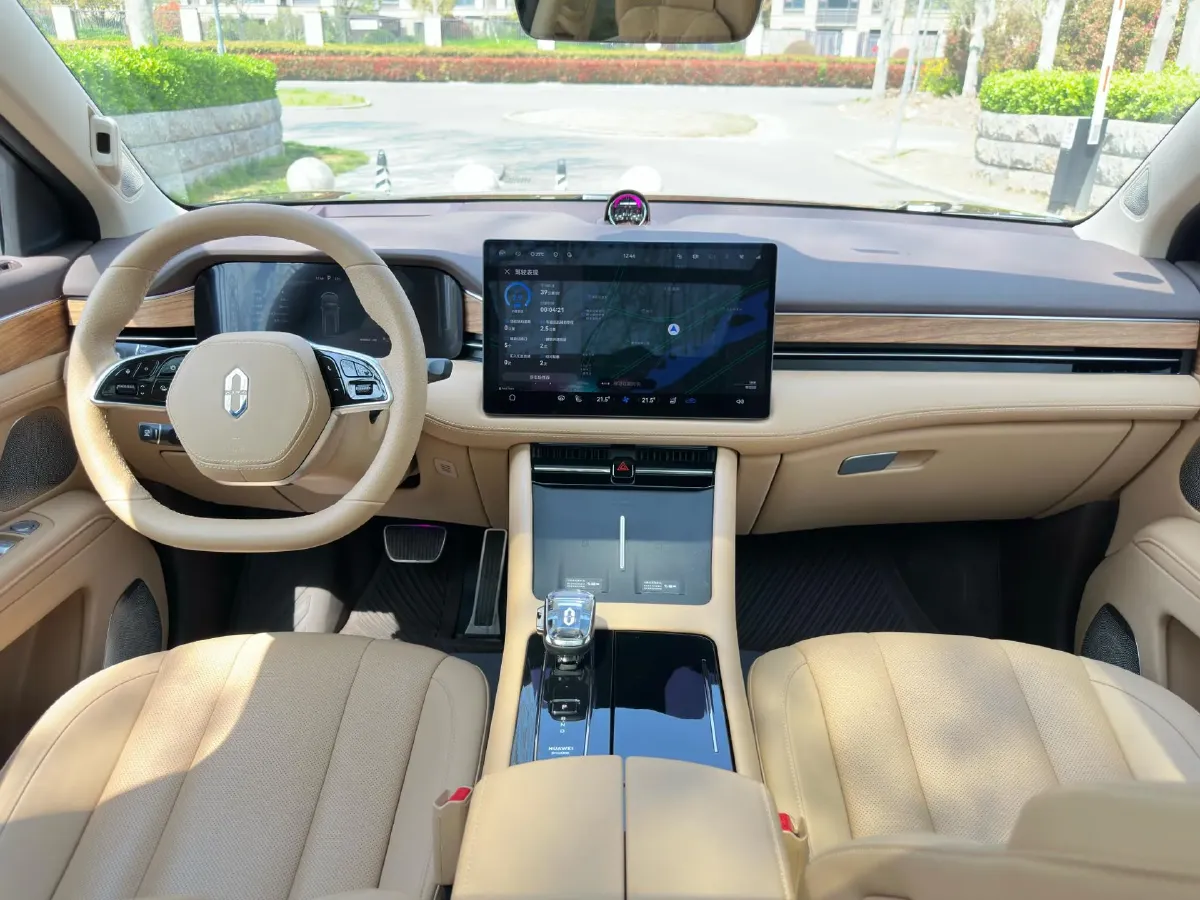 2024 AITO AITO M7 1.5T 152HP L4 REEV 38.5KWH,autocango,china used car exporter,china ev exporter,chinese used car exporter,chinese used ev exporter