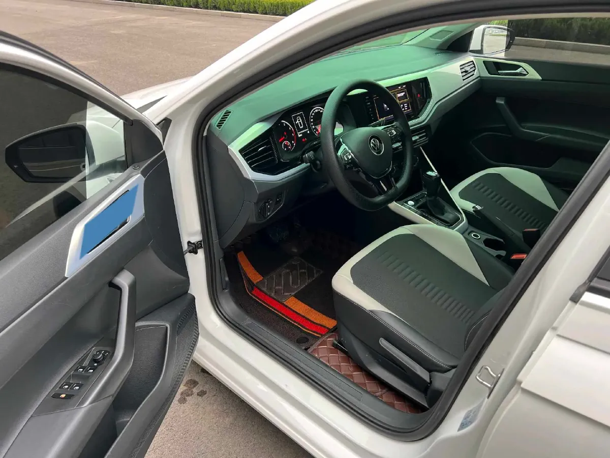 2021 Haval H6 1.5T 169HP L4 7DCT,autocango,china used car exporter,china ev exporter,chinese used car exporter,chinese used ev exporter