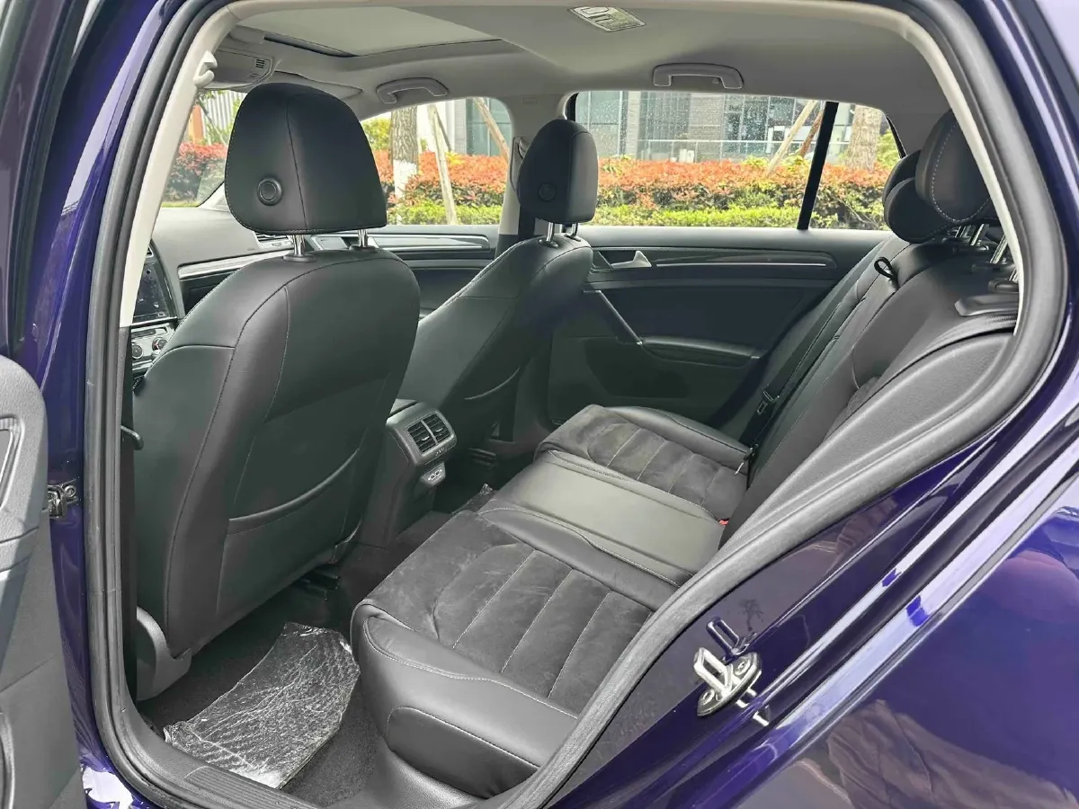 2020 Volkswagen Golf 1.4T 150HP L4 7DCT,autocango,china used car exporter,china ev exporter,chinese used car exporter,chinese used ev exporter