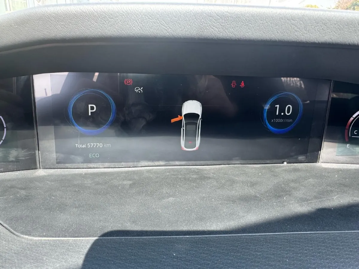 2023 ChangAn UNI-V 2.0T 233HP L4 8AT,autocango,china used car exporter,china ev exporter,chinese used car exporter,chinese used ev exporter