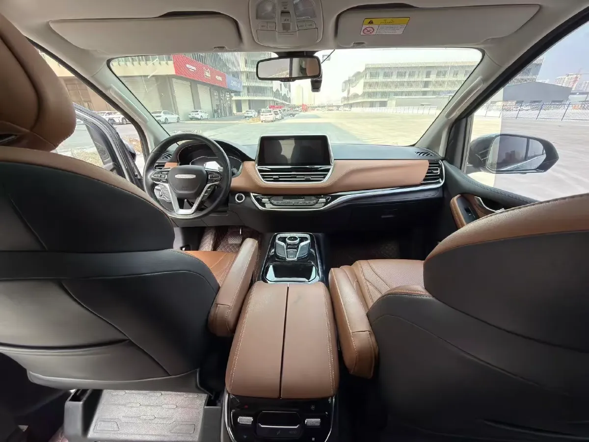 2021 MAXUS G20 2.0T 224HP L4 8AT,autocango,china used car exporter,china ev exporter,chinese used car exporter,chinese used ev exporter