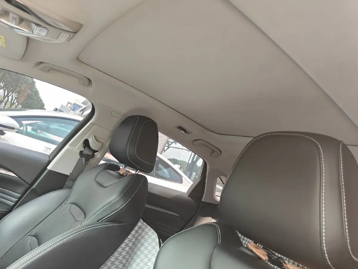 2023 Geely Preface 2.0T 190HP L4 7DCT,autocango,china used car exporter,china ev exporter,chinese used car exporter,chinese used ev exporter