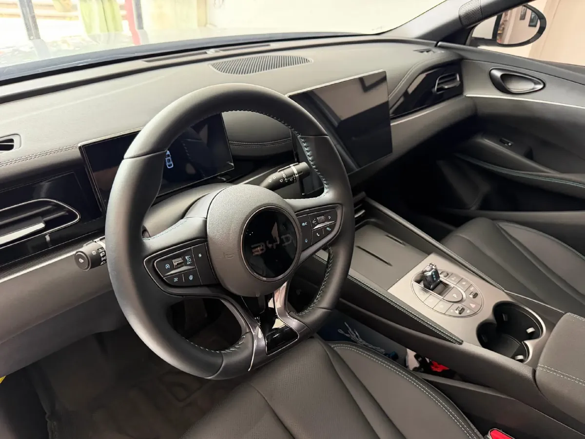 2025 BYD Seal06 1.5L 101HP L4 E-CVT PHEV 10.08KWH,autocango,china used car exporter,china ev exporter,chinese used car exporter,chinese used ev exporter