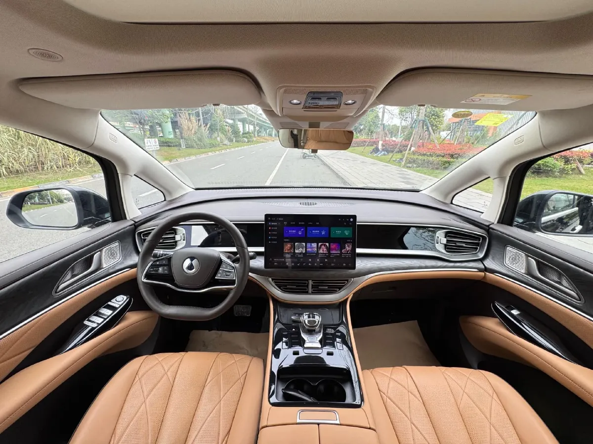 2024 Denza D9 1.5T 139HP L4 E-CVT PHEV 40KWH,autocango,china used car exporter,china ev exporter,chinese used car exporter,chinese used ev exporter