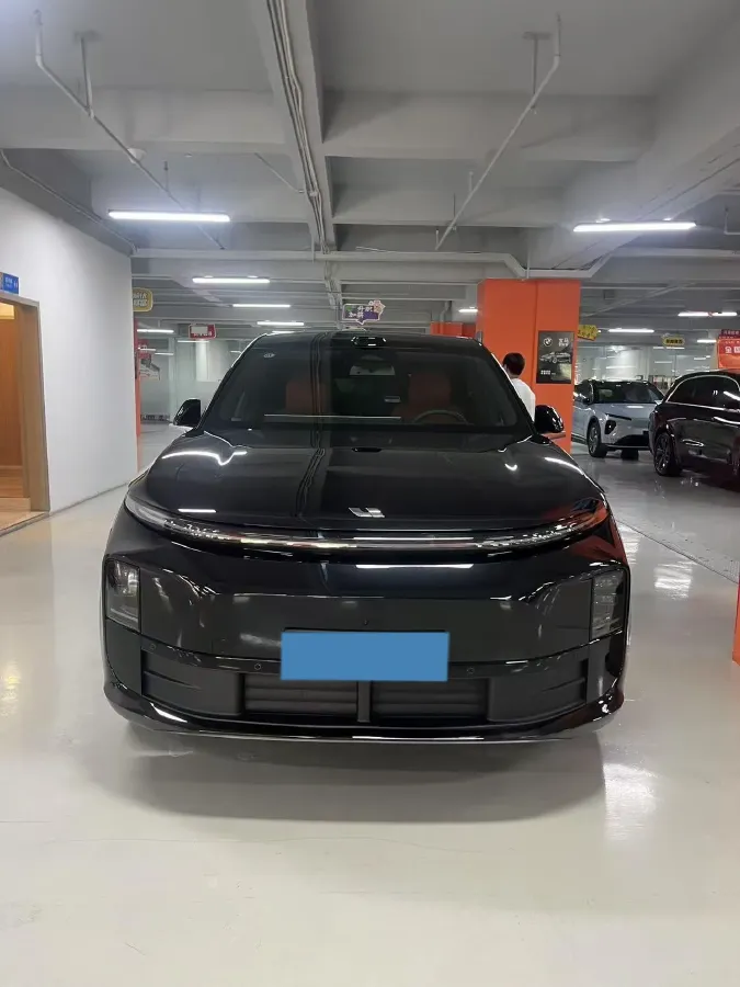 2025 Li L6 Range Extended 154HP L4 REEV,autocango,china used car exporter,china ev exporter,chinese used car exporter,chinese used ev exporter
