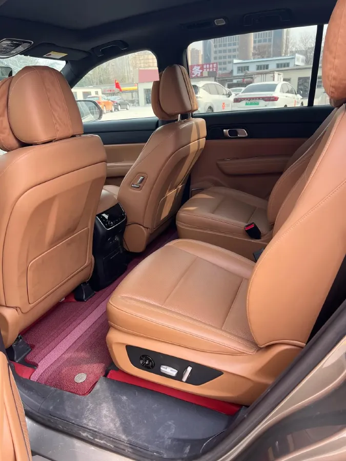 2021 Li ONE Range Extended 131HP REEV 40.5KWH,autocango,china used car exporter,china ev exporter,chinese used car exporter,chinese used ev exporter