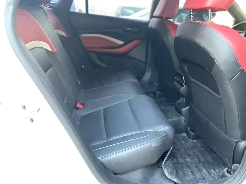 2023 MG 5 1.5L 129HP L4 5MT,autocango,china used car exporter,china ev exporter,chinese used car exporter,chinese used ev exporter