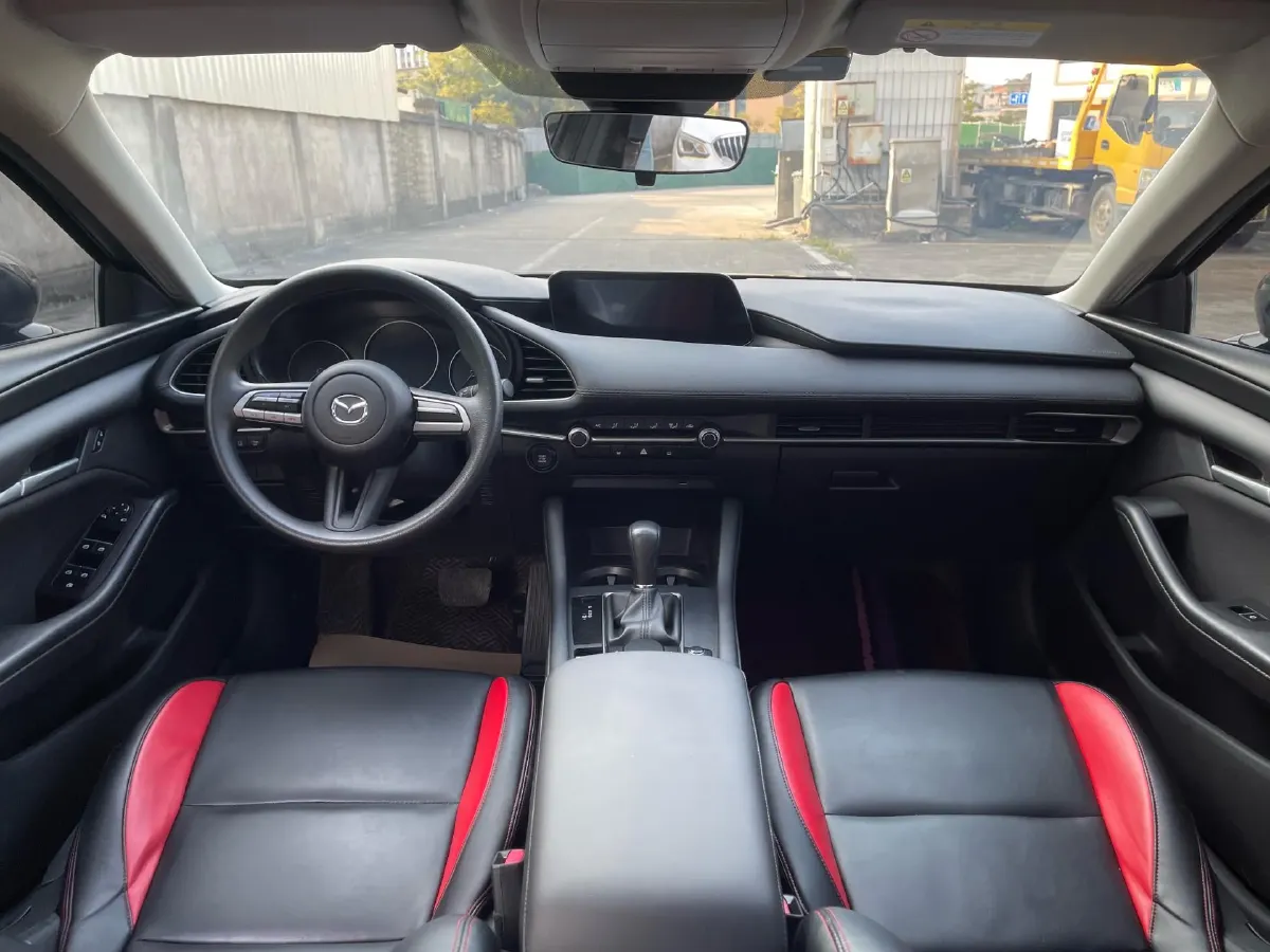 2021 Mazda 3 Axela 1.5L 117HP L4 6AT,autocango,china used car exporter,china ev exporter,chinese used car exporter,chinese used ev exporter