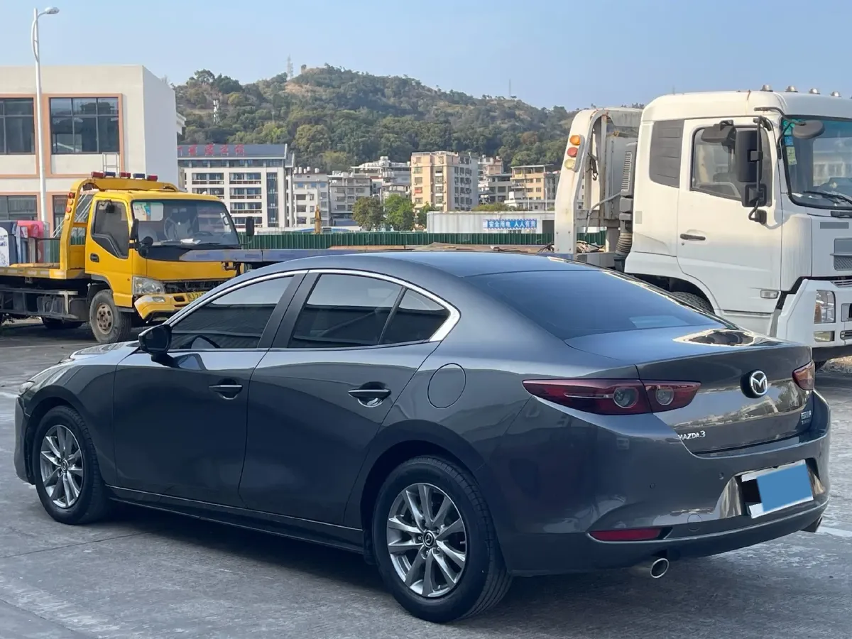 2021 Mazda 3 Axela 1.5L 117HP L4 6AT,autocango,china used car exporter,china ev exporter,chinese used car exporter,chinese used ev exporter
